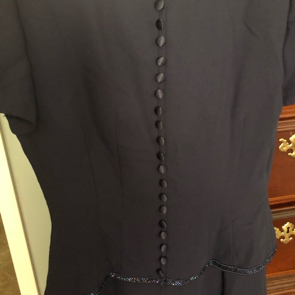 Donna Morgan navy dress - Picture 3 of 3